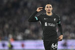 记者：皇马距签下阿诺德一步之遥，各方需敲定最后的细节