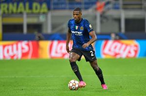 乐鱼体育官网-创造历史！邓弗里斯是国米队史首位在欧冠半决赛梅开二度的球员